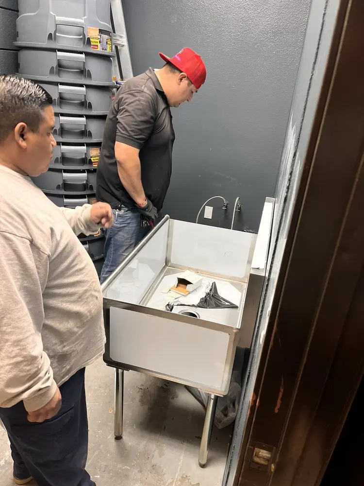 Commercial plumbing and sink installation in South Oak Park